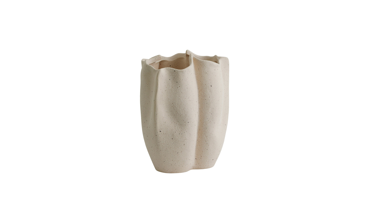 ISABELA Vase S Sand i gruppen Dekorasjon / Vaser og Potter hos Sofas & more (41022)