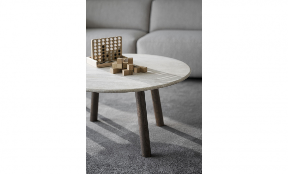 TARANSAY Sofabord Beige Travertin/Brun Eik i gruppen Stue / Sofabord hos Sofas & more (120845)