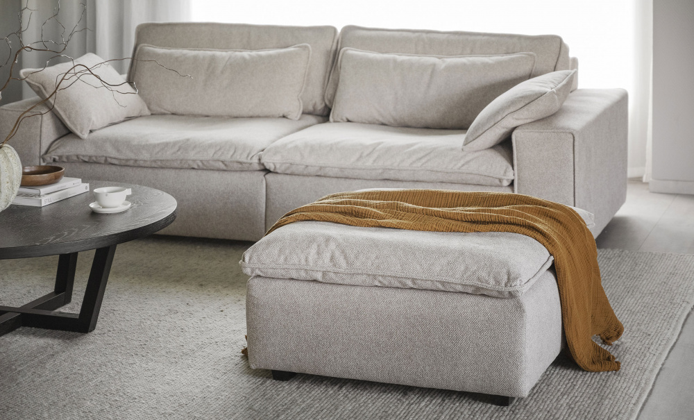 RAWLINS fotskammel beige i gruppen Stue / Sofaer / Fotskamler hos Sofas & more (122643)