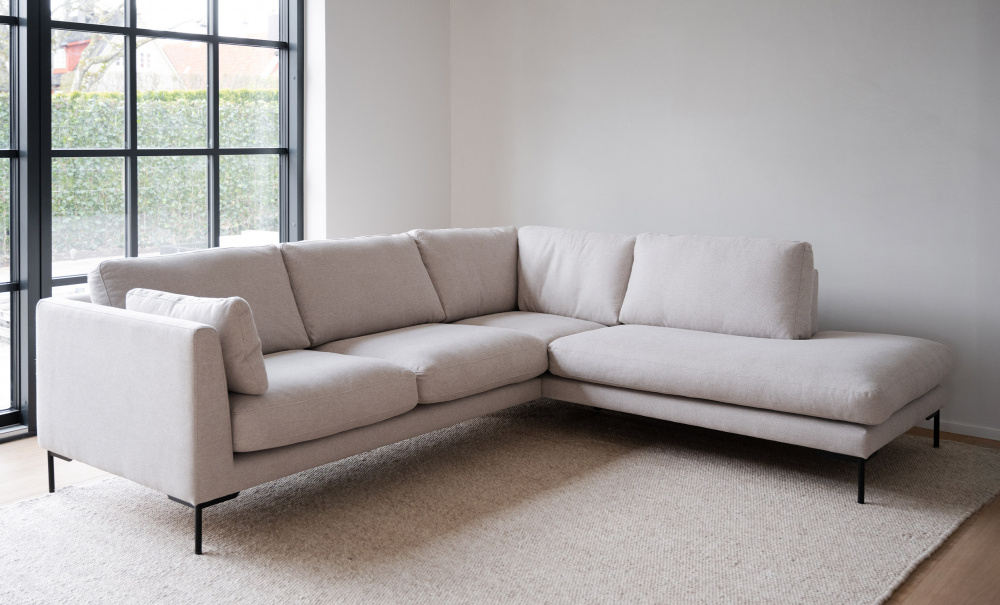 CORWIN Hjrnesofa pen Ende Lys beige i gruppen Stue / Sofaer / Hjrnesofaer hos Sofas & more (129154)