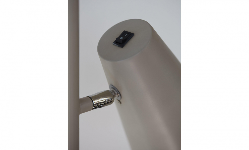 CORNET Gulvlampe 1arm Beige i gruppen Belysning / Lamper / Gulvlamper hos Sofas & more (41014518)