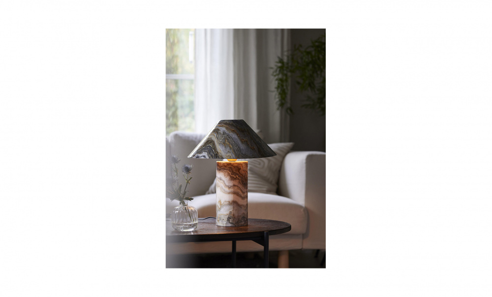 MARNIE Bordlampe Naturlig marmor i gruppen Belysning / Lamper / Bordlamper hos Sofas & more (4244307)