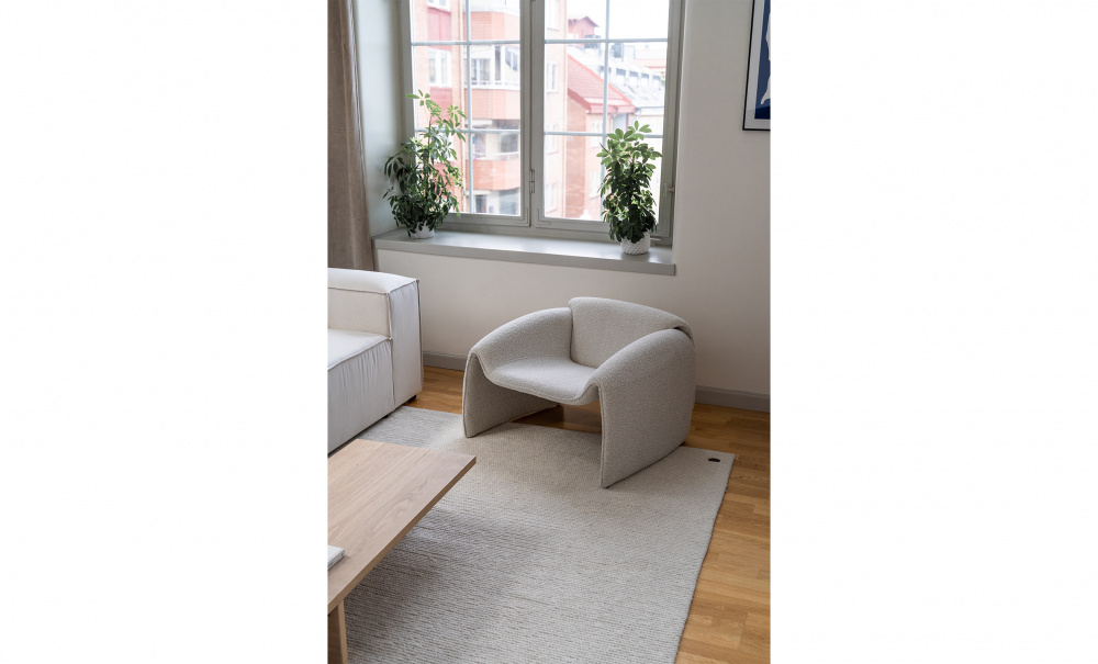 BOOGI Lounge Chair Boucl Offwhite i gruppen Soverom / Soveromsmbler / Sittembler hos Sofas & more (BH-A467-A2635-2A)