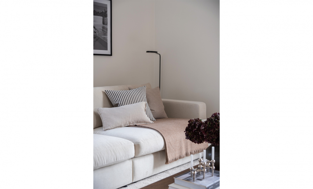 BONLUEVO 4-seters sofa Hel Pute Offwhite i gruppen Stue / Sofaer / 4-seters sofaer hos Sofas & more (BOL-4S-1SCU-CON1)