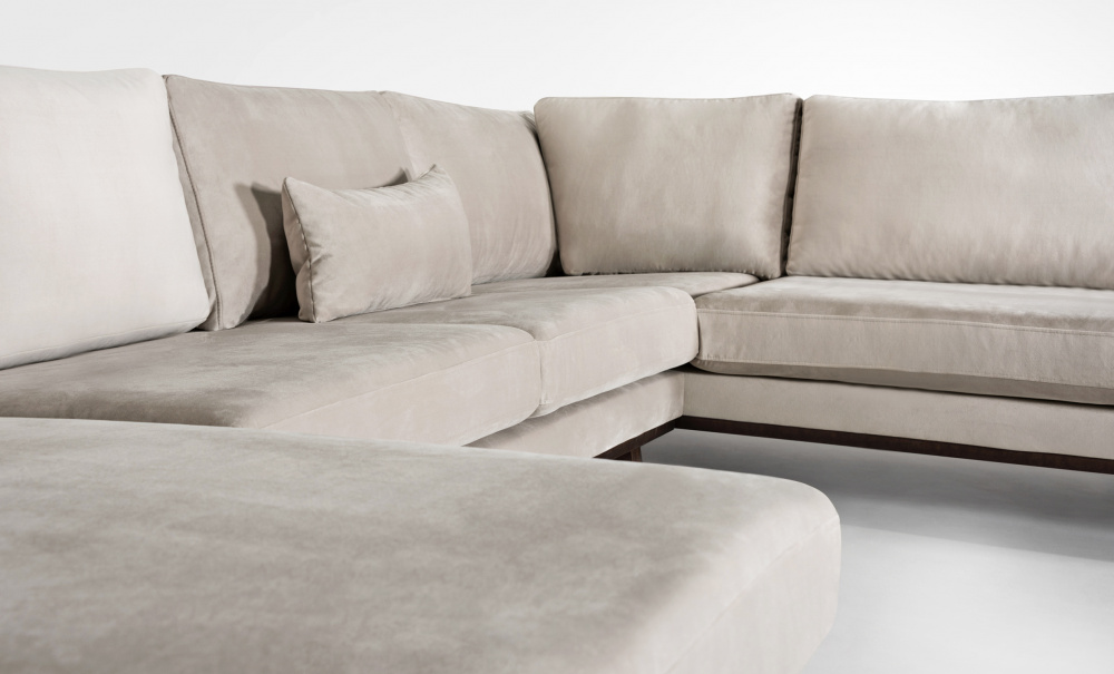 STOCKHOLM U-sofa Hyre Velvet Edition Lys gr i gruppen Stue / Sofaer / Flyelssofaer / hos Sofas & more (STD3ARI91)